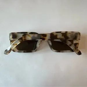 NWOT Rectangle Sunglasses in Multi